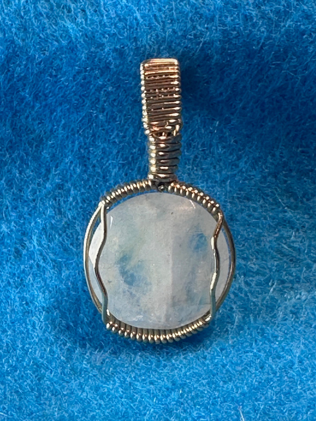 “Lunar Veil” — Handmade Moonstone Pendant